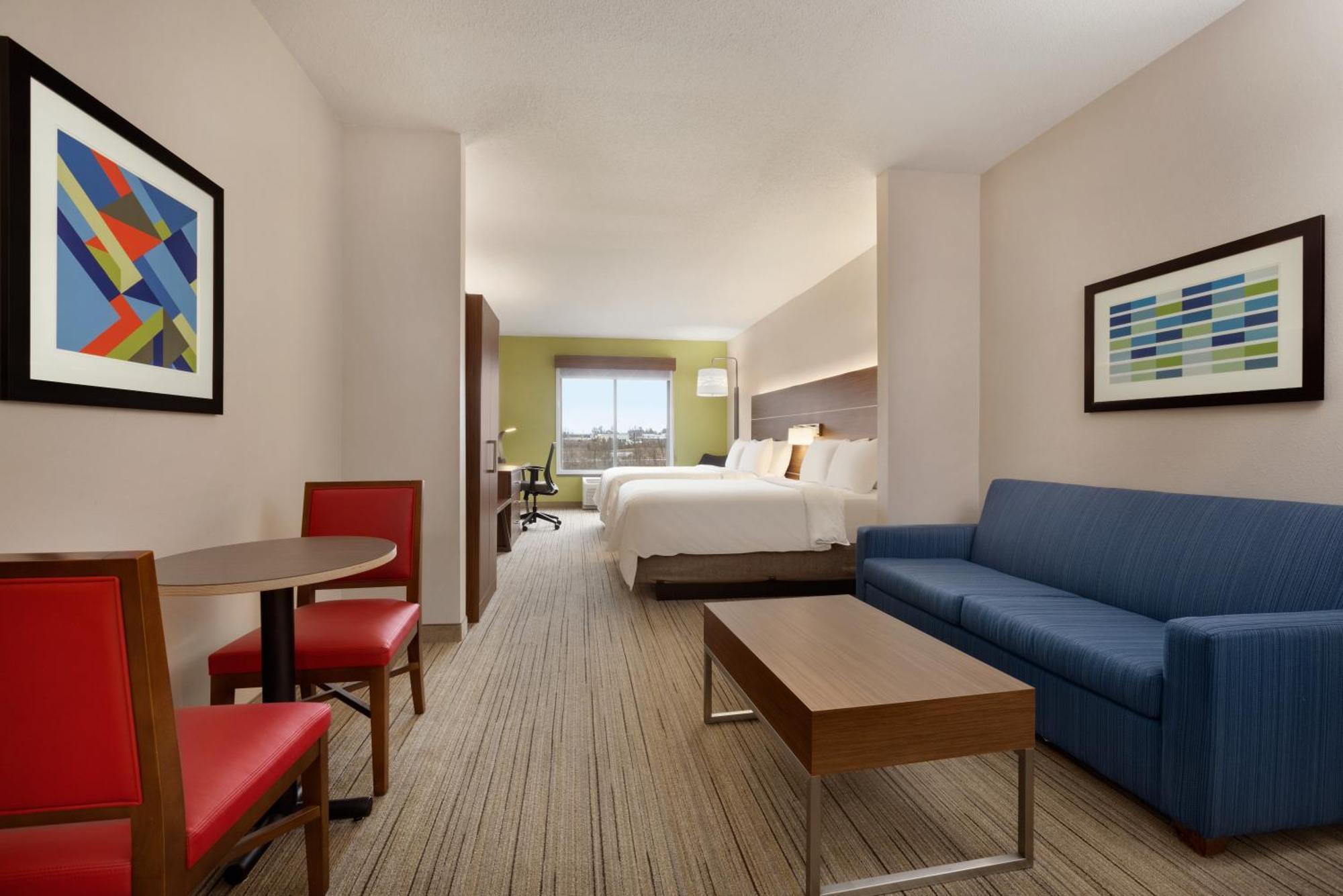 Holiday Inn Express Hotel & Suites Opelika Auburn By Ihg Exterior photo